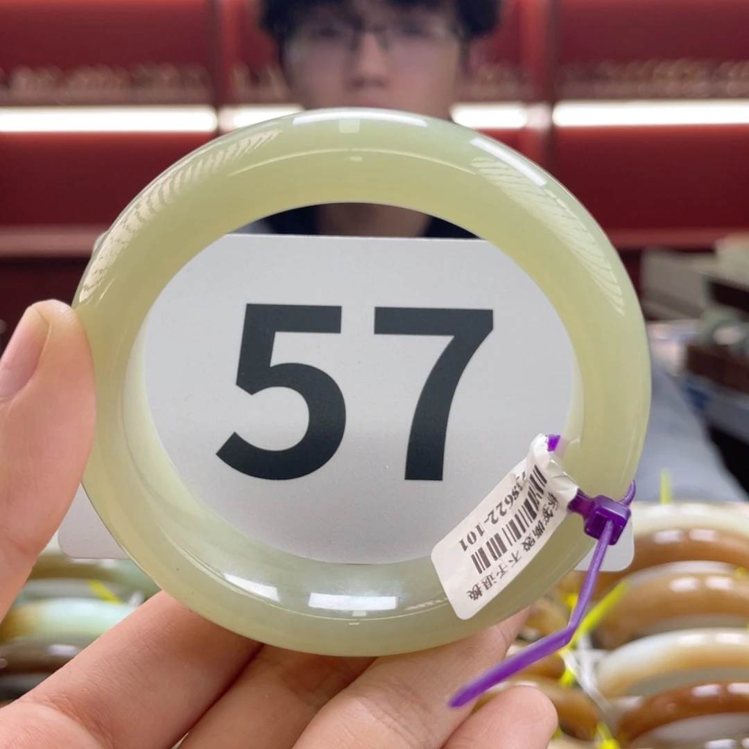 未镶嵌手镯和田玉24