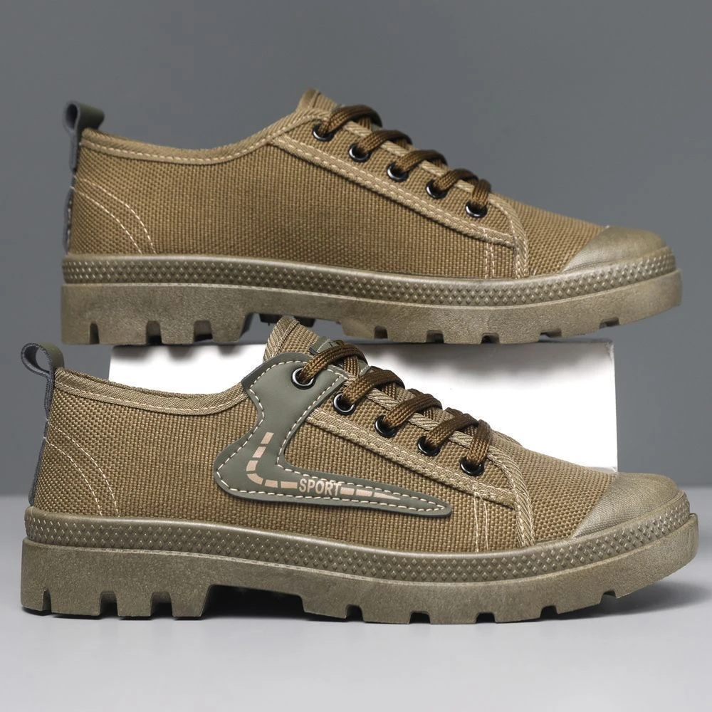 劳保鞋男款夏季透气防臭耐磨防滑轻便透气建筑工地鞋工装鞋解放鞋