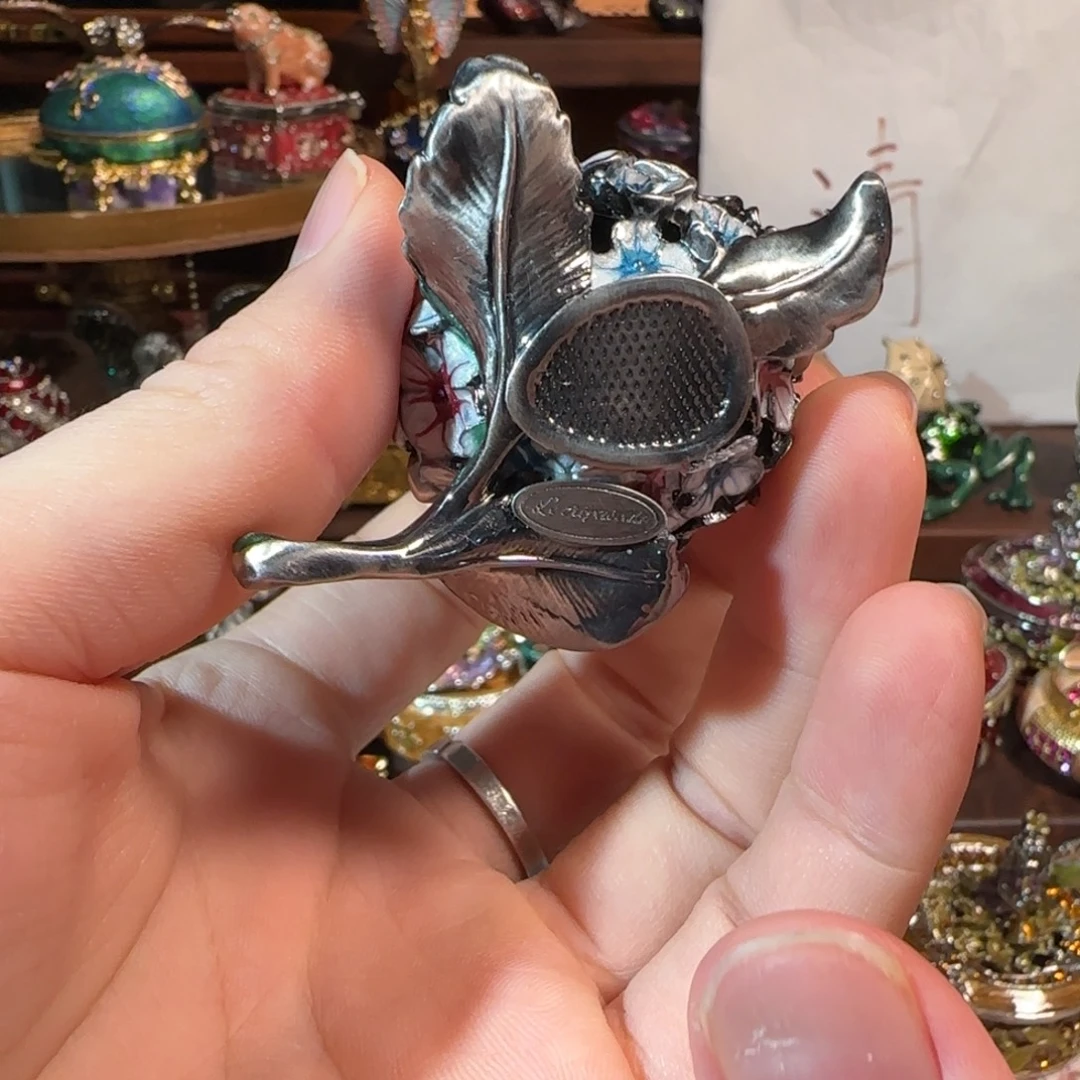 手工制品请勿吹毛求疵