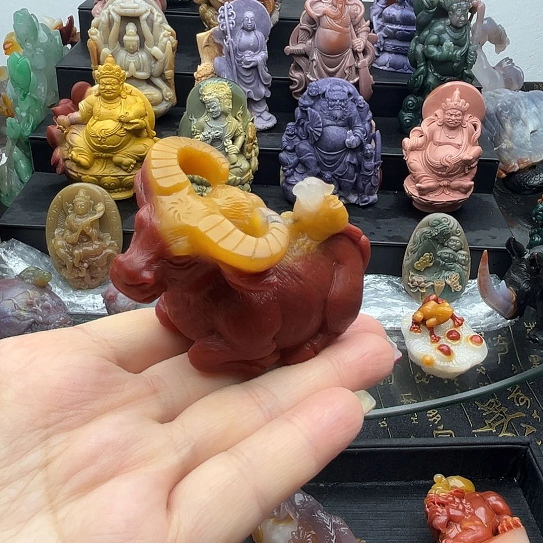 石英质玉未镶嵌颈饰