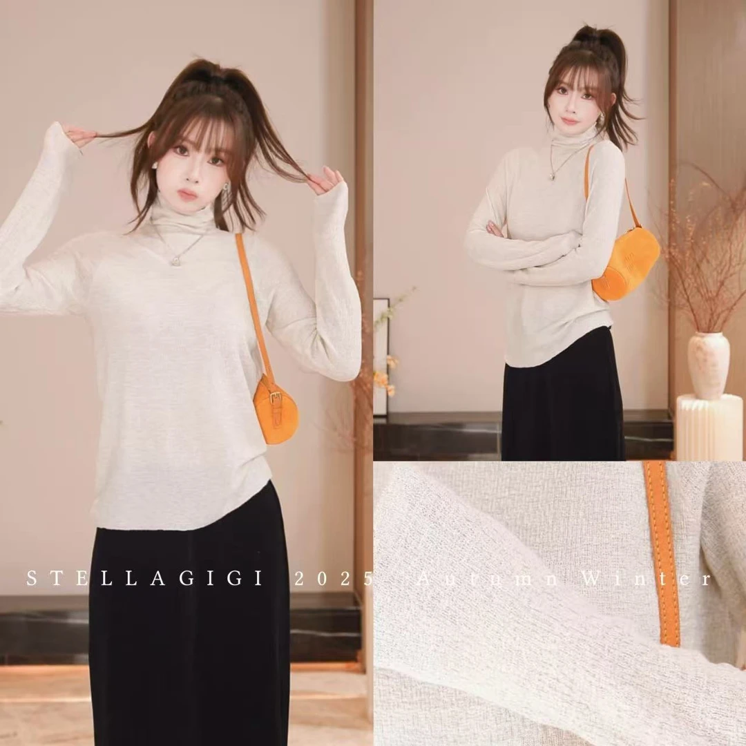 SG / 杨依姗 AW基础款纯色肌理感半高领打底衫T-20252218