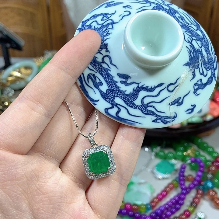 瓷片宝贝哈哈哈哈哈哈哈哈吧