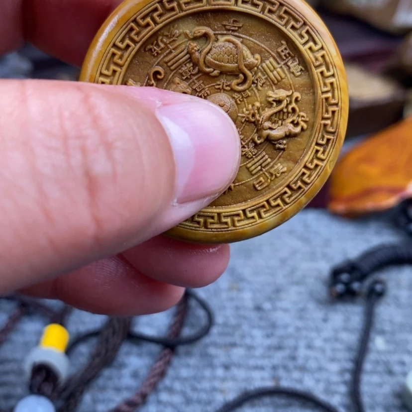 【闪购商品】原石雕刻手把件