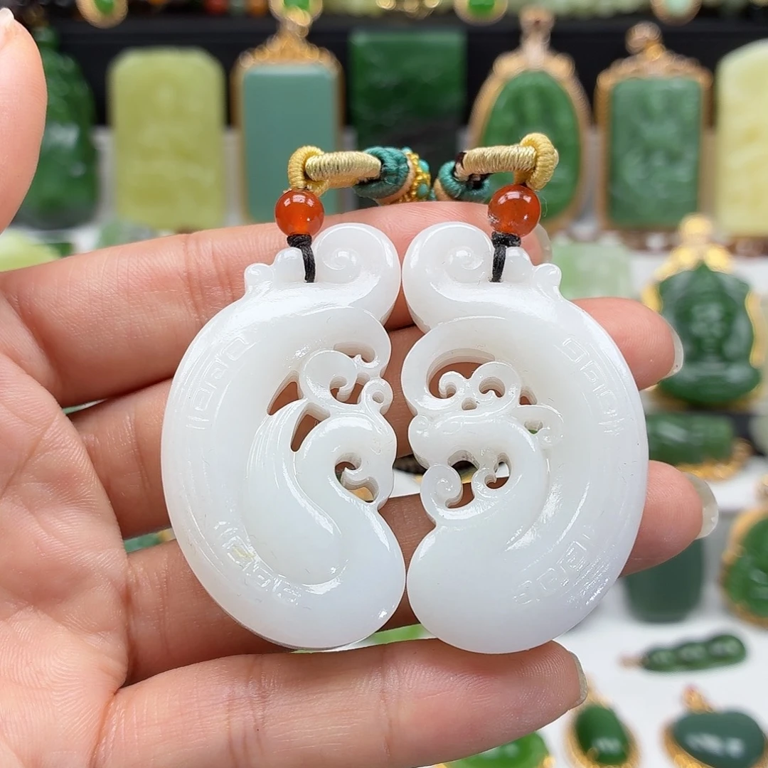 和田玉未镶嵌颈饰