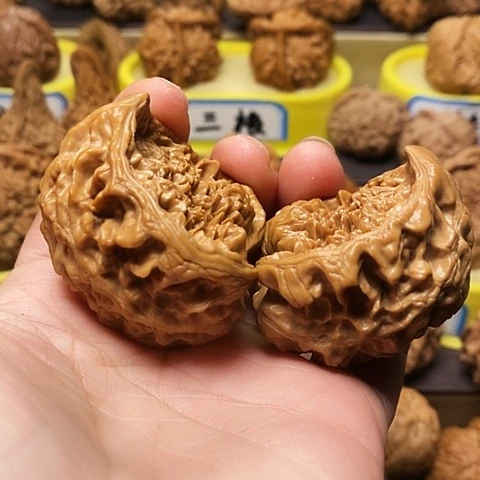 吊坠文玩核桃长沟蛇