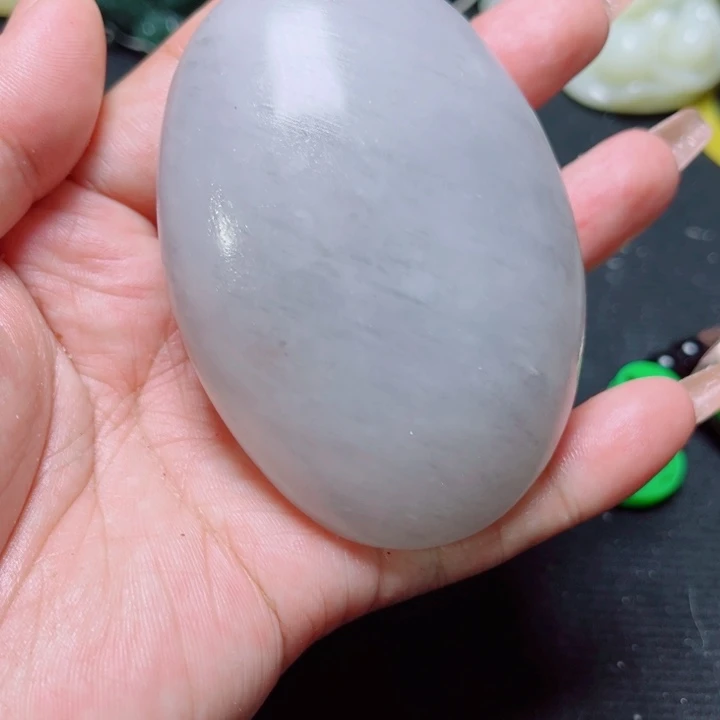 和田玉（糖玉）未镶嵌珠宝奇石