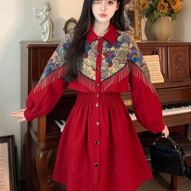 设计感拼接流苏长袖衬衫裙子秋冬大码胖mm时尚复古显瘦红色连衣裙