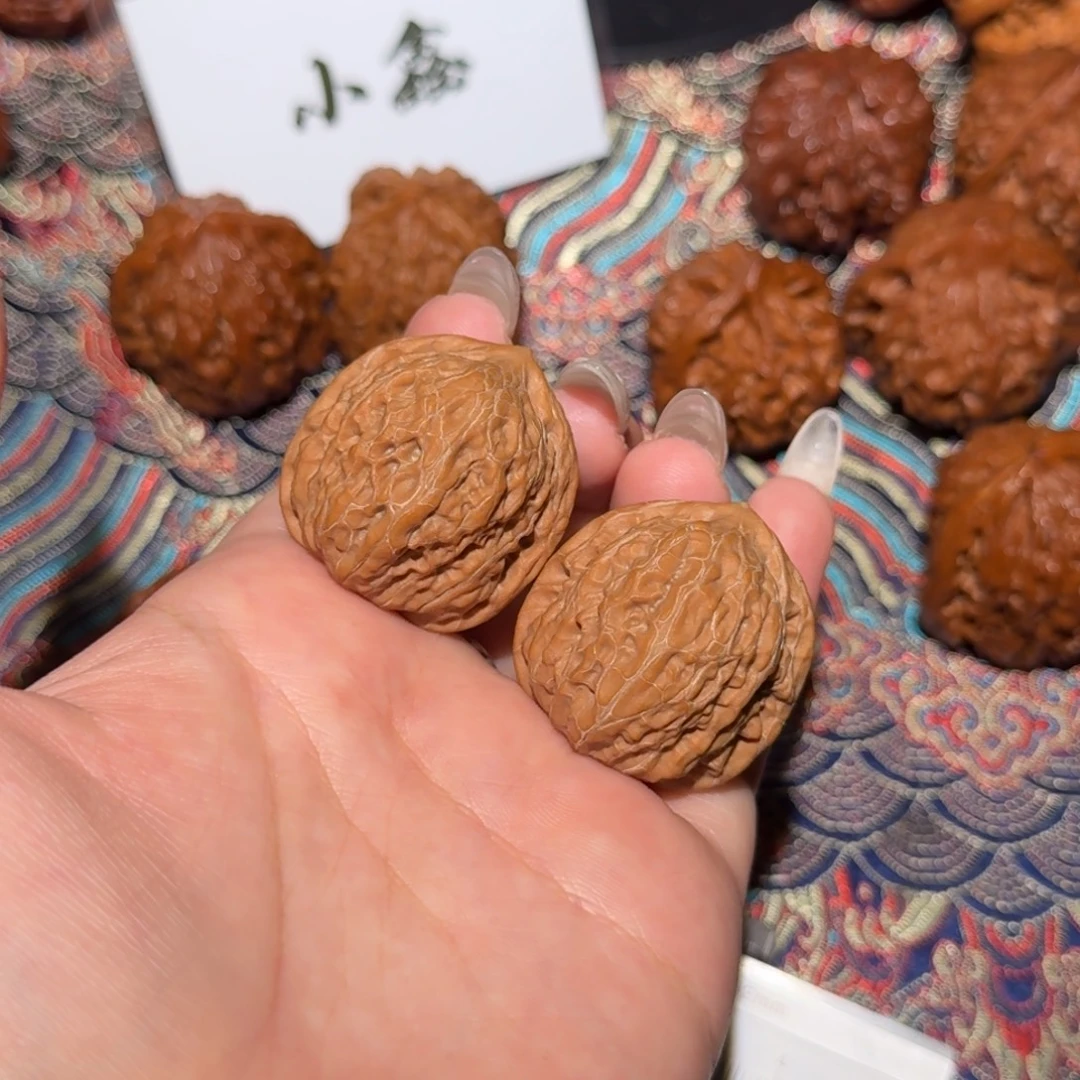 核桃把件377号33原桩铁锤妹妹文玩核桃