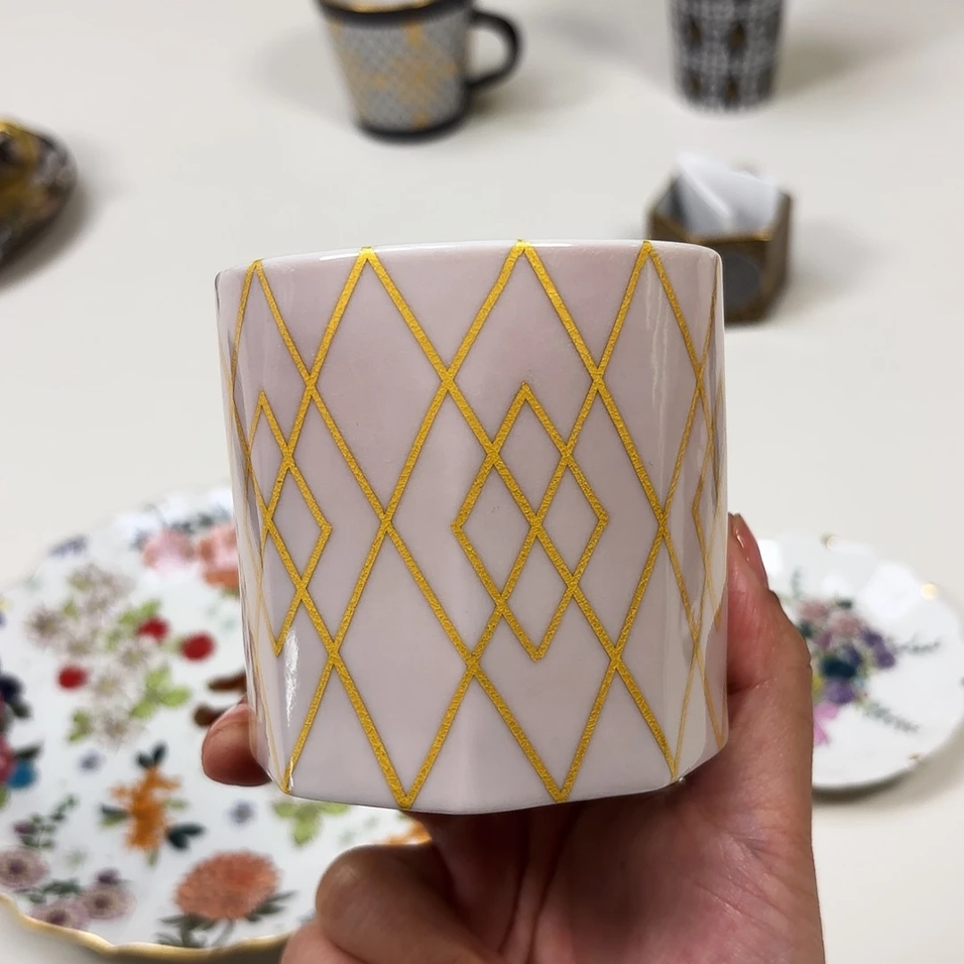 瓷       石富俊二郎