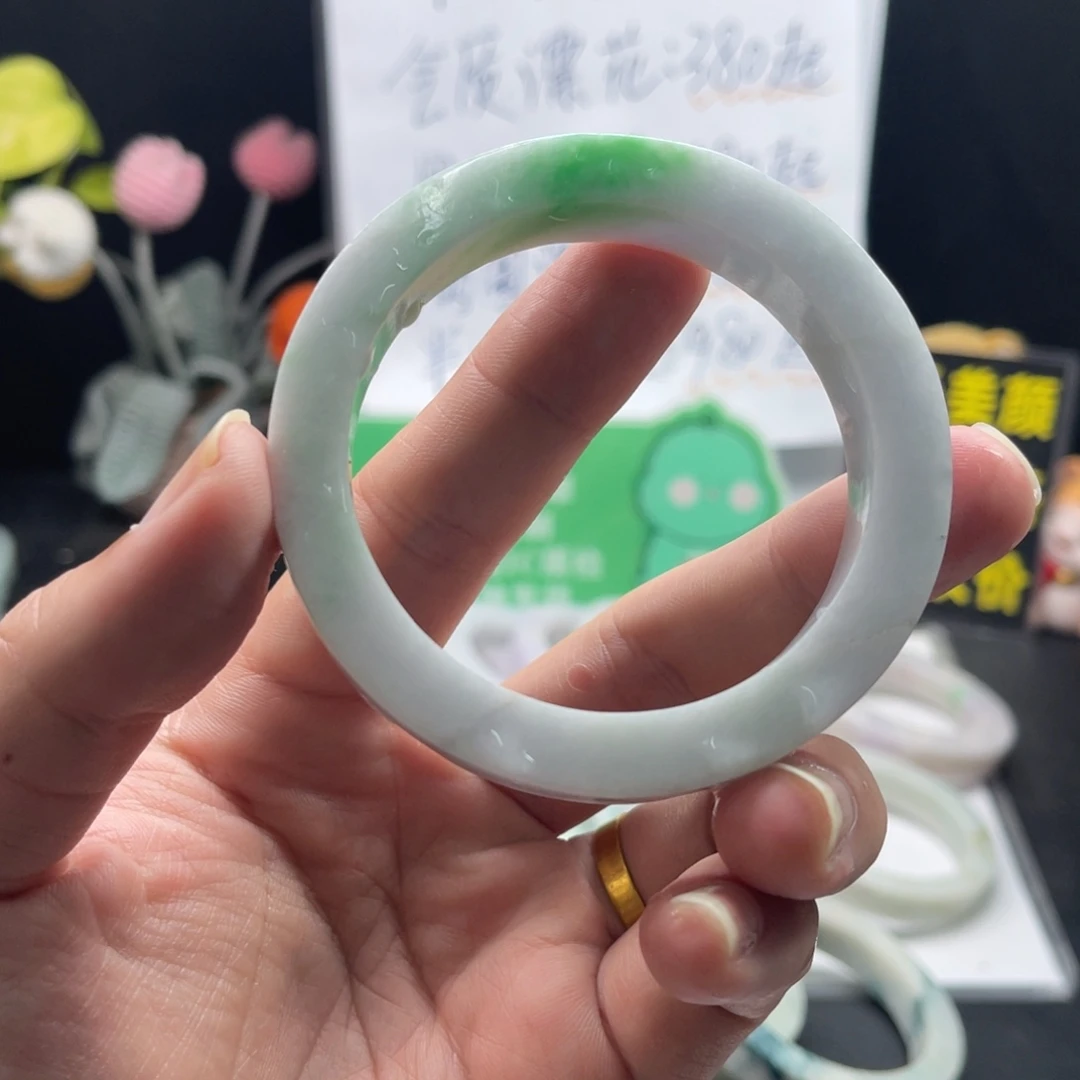 未镶嵌60-62定制翡翠