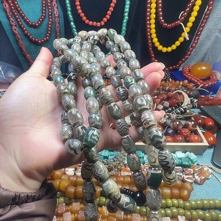 未镶嵌颈饰玛瑙/玉髓