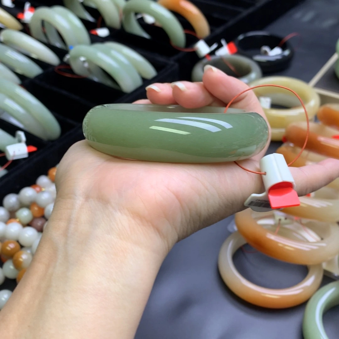 石英质玉未镶嵌我