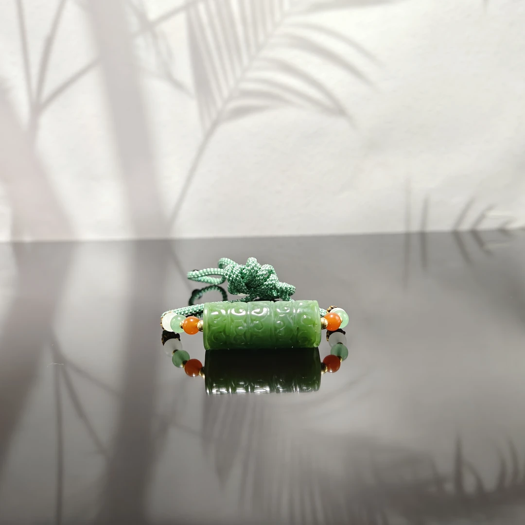 V和田玉碧玉玉勒子吊坠1470