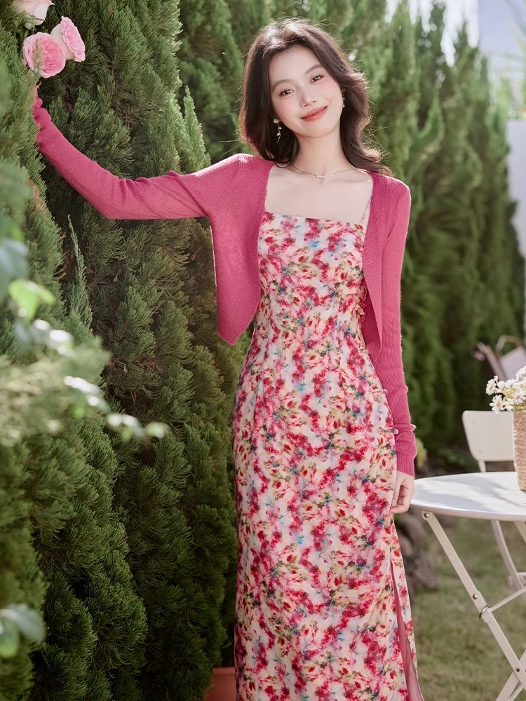 夏季2025新款粉色吊带碎花连衣裙女绝美气质度假风防晒开衫两件套