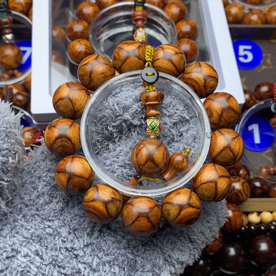 r***n手串/手链黄花梨/降香黄檀1.8精品奥特曼