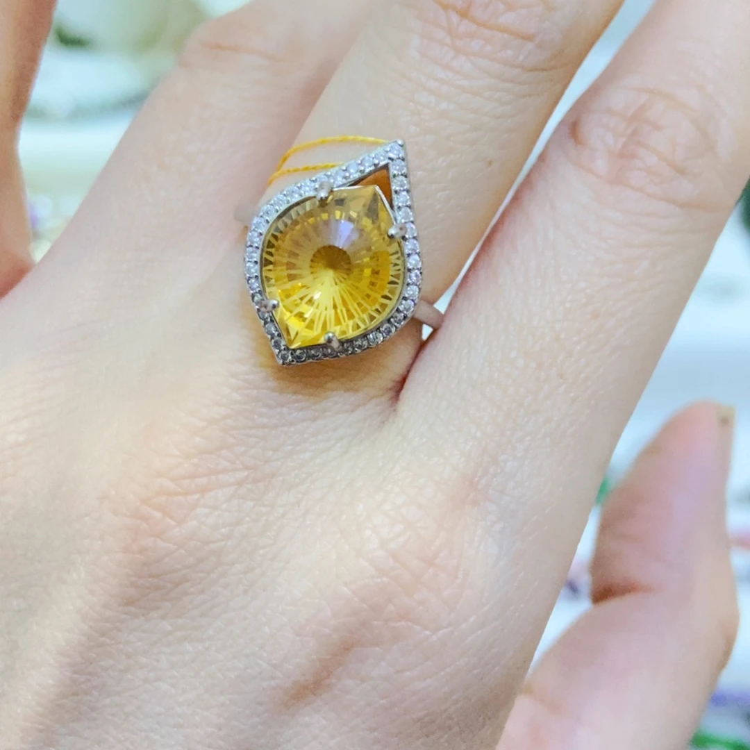 银S925镶嵌戒指黄晶