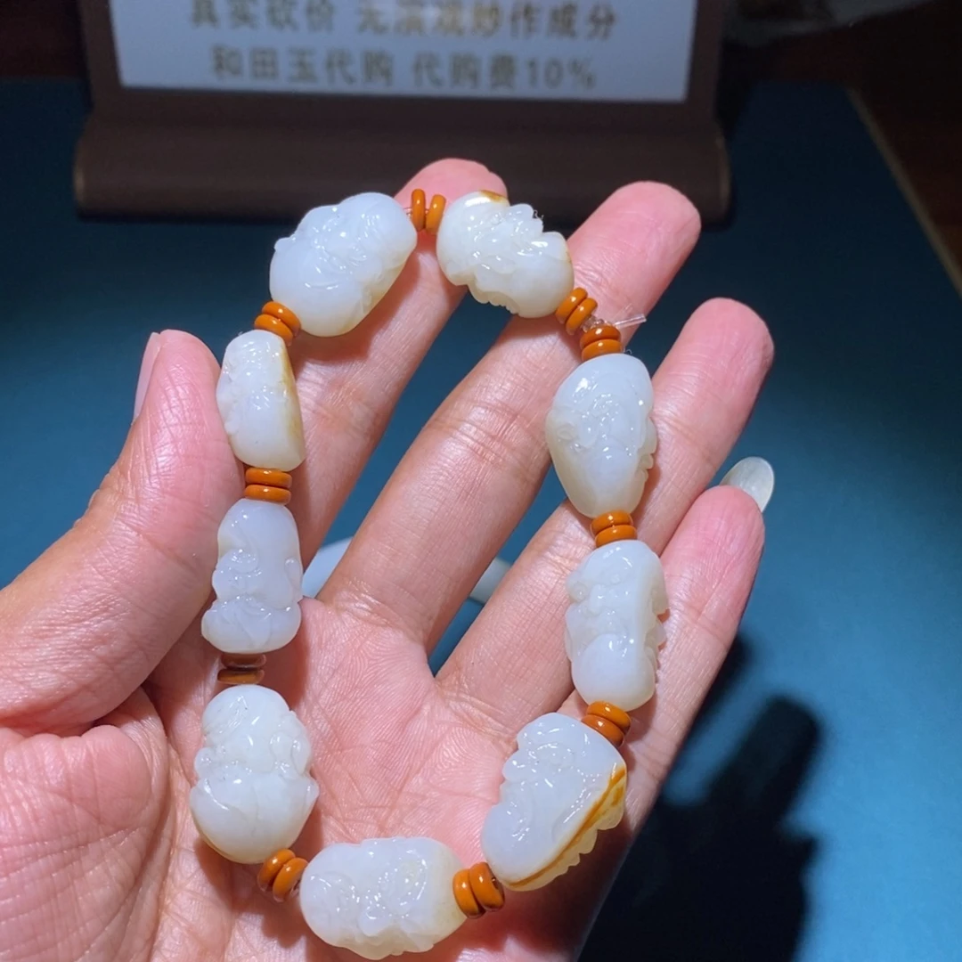 未镶嵌和田玉车挂