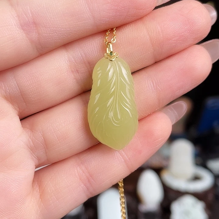 和田玉未镶嵌颈饰定制发货