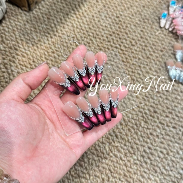 狼与美女-有杏手工穿戴甲