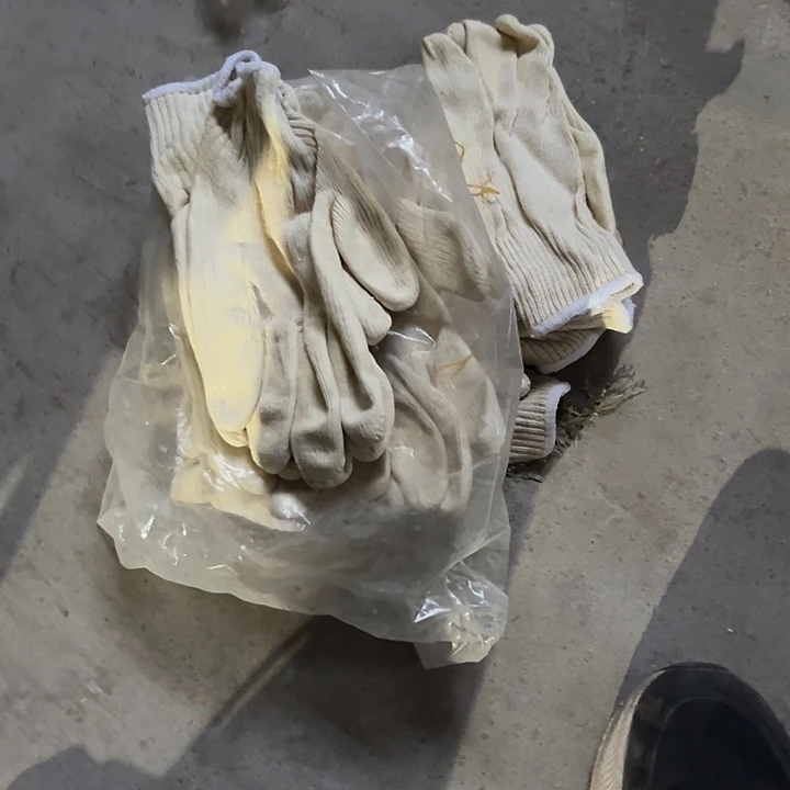 时***通园艺手套有瑕疵可正常使用