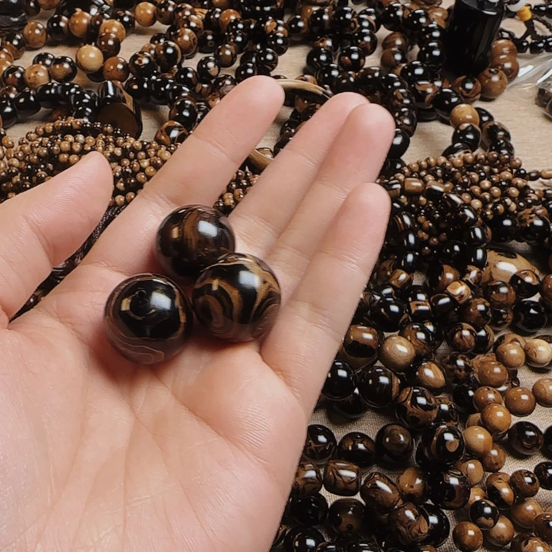 泥塑血柳2.2尺寸单颗珠子