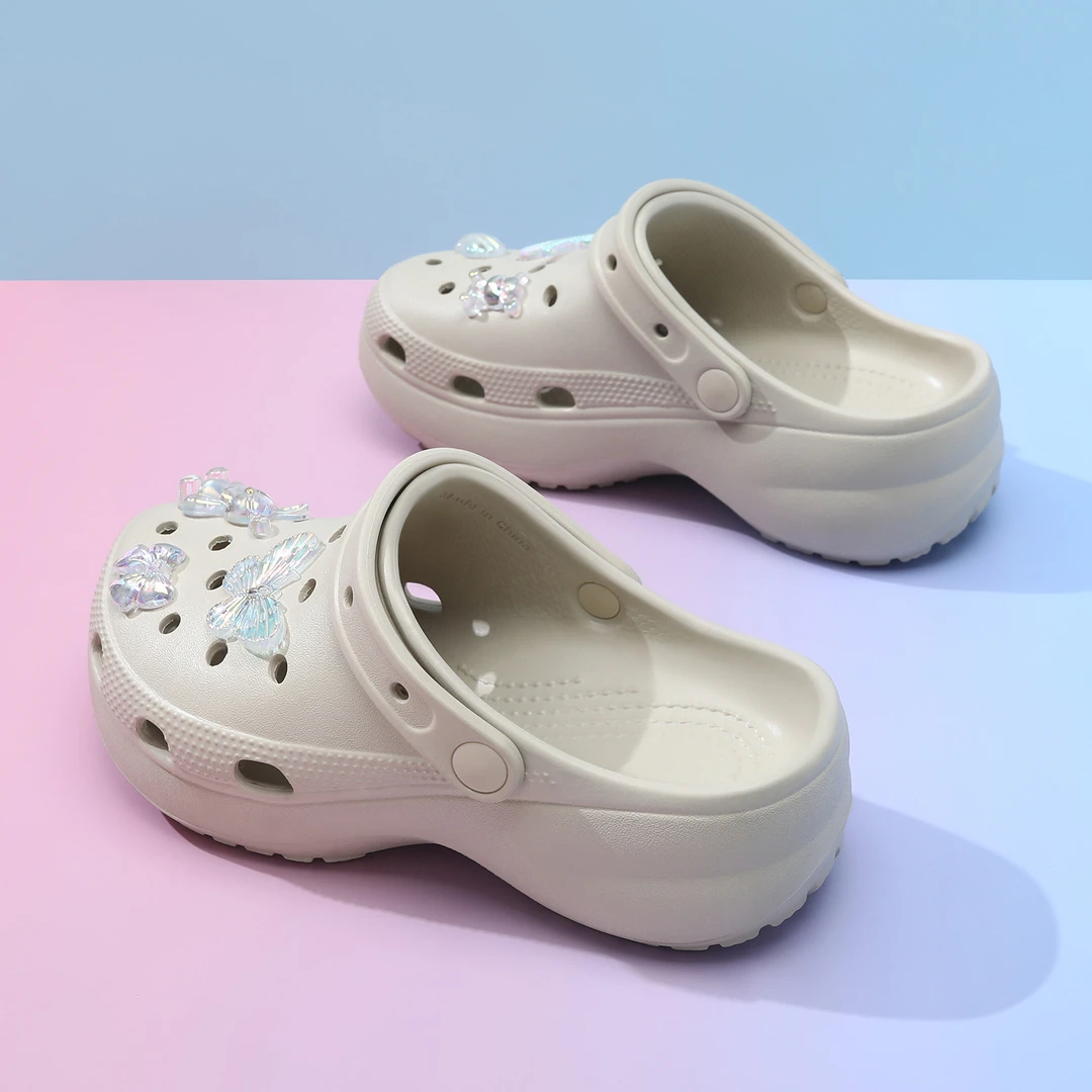 洞洞鞋女夏外穿2025新款厚底防滑松糕包头两穿云朵户外踩屎感凉拖