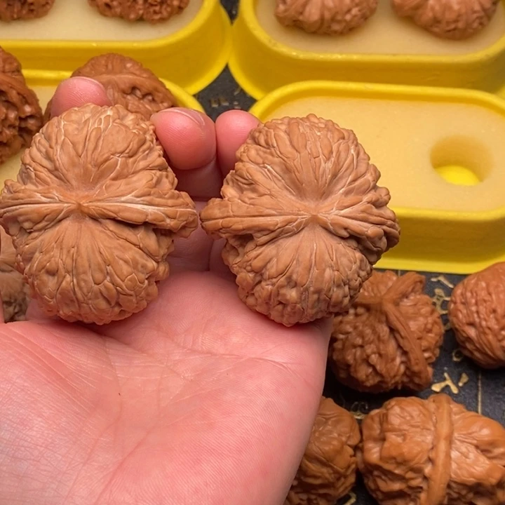 心***成把件桃核楼王49尺