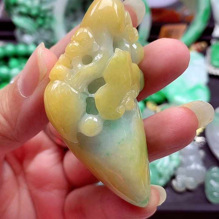 颈饰未镶嵌翡翠翡翠
