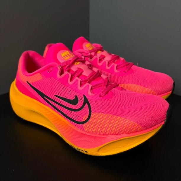 95新 maje 39码 Zoom Fly5 跑鞋 低帮 碳板跑步鞋 粉橙 无盒