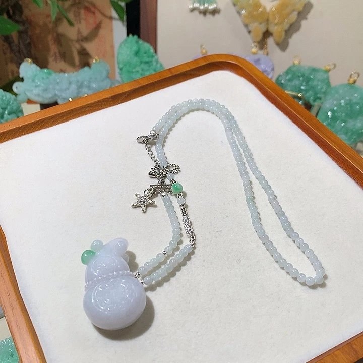 翡翠未镶嵌颈饰翡翠吊坠