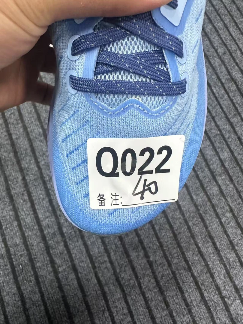 男女户外休闲鞋q022