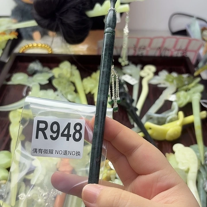 姜***瑶蛇纹石玉合金发饰