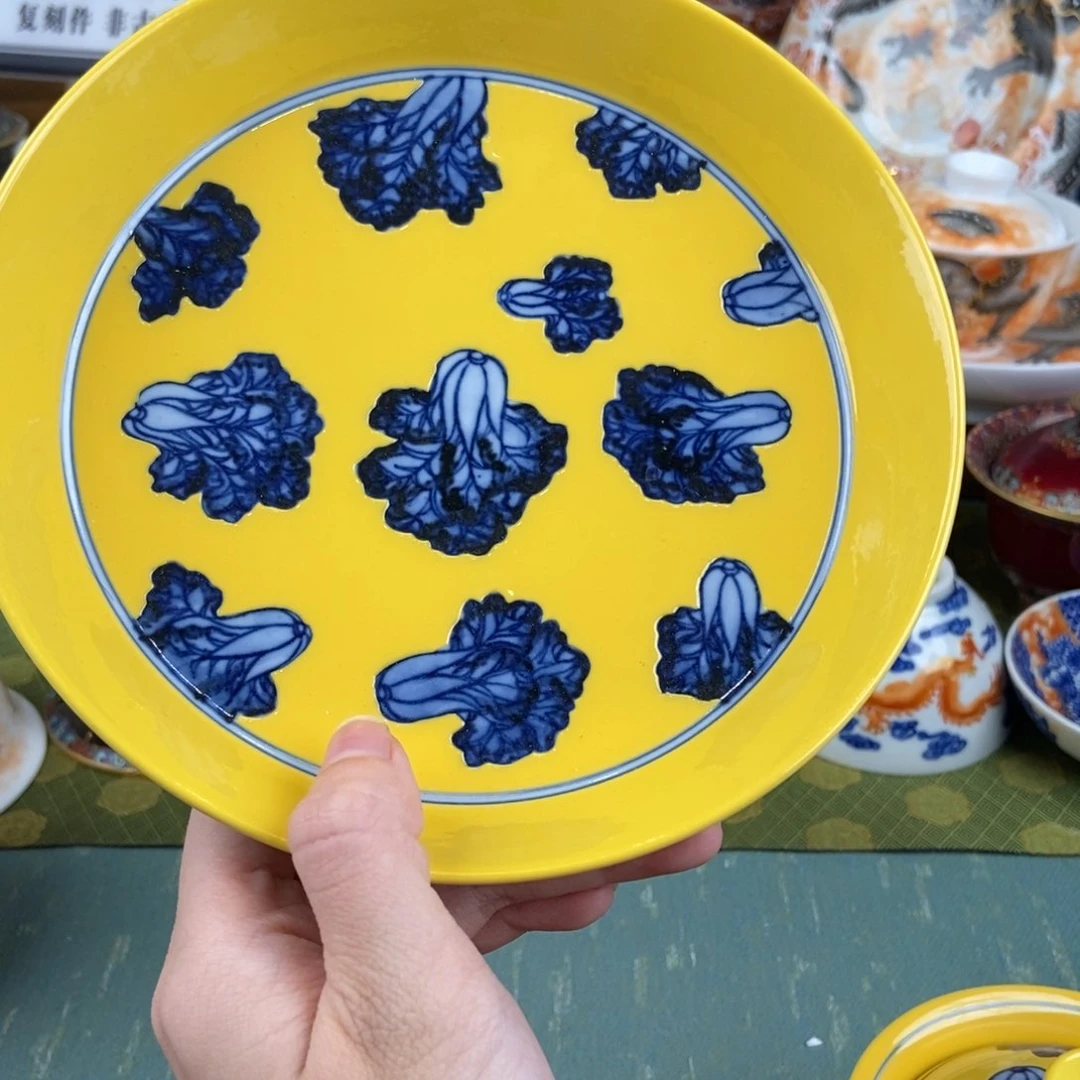 陶瓷的设计师是一个人的