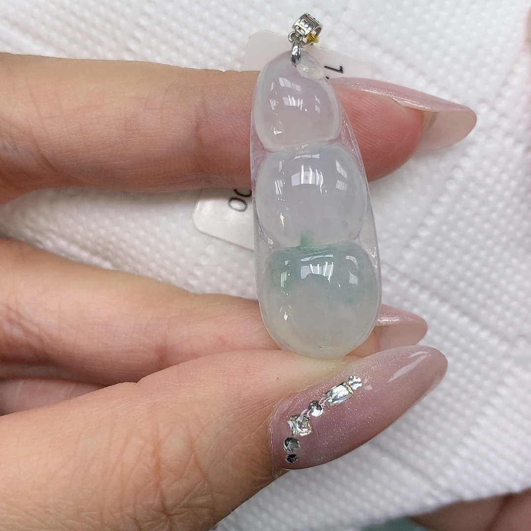 颈饰18K金镶嵌翡翠