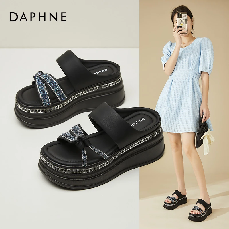 Daphne/达芙妮厚底增高半拖鞋女夏爆款水钻时尚外穿一字凉拖鞋