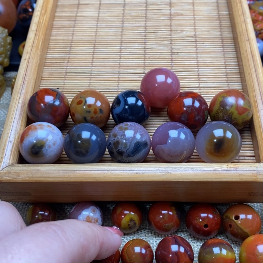 吃***豆玛瑙/玉髓战国红玛瑙未镶嵌