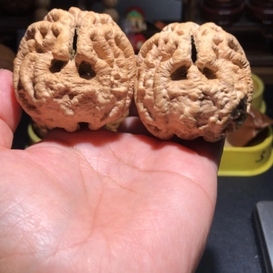 橄榄核吊坠矮胖乾坤鬼脸