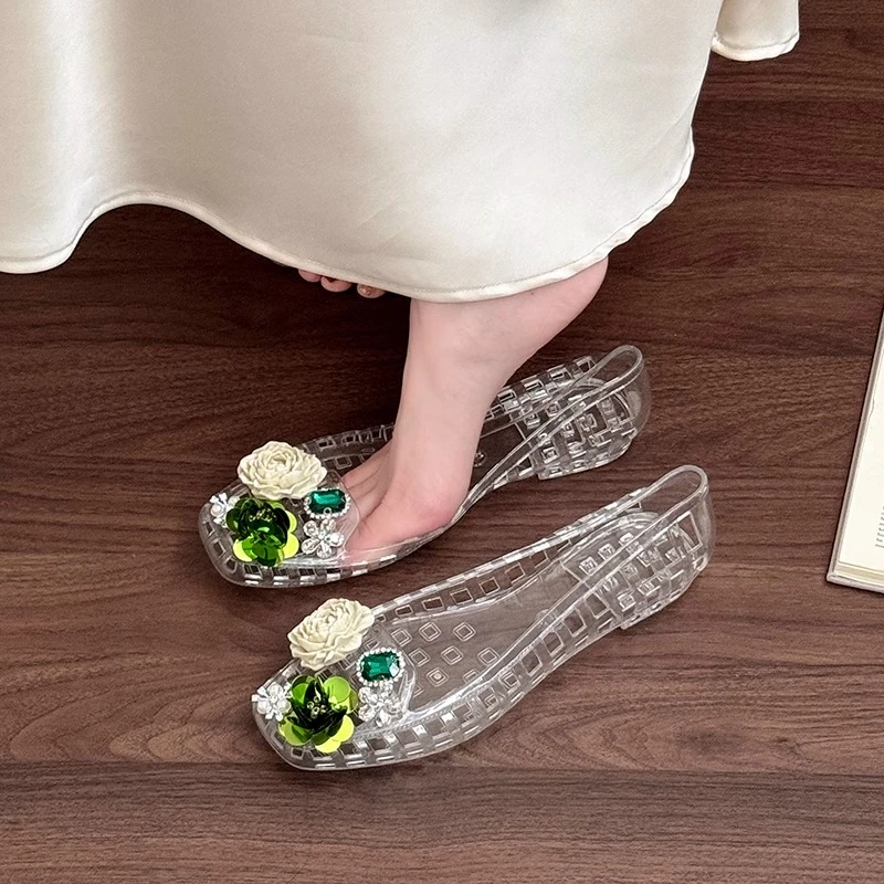 时尚百搭休闲水钻亮片花朵水晶鞋女士2025夏季新款法式配裙子单鞋