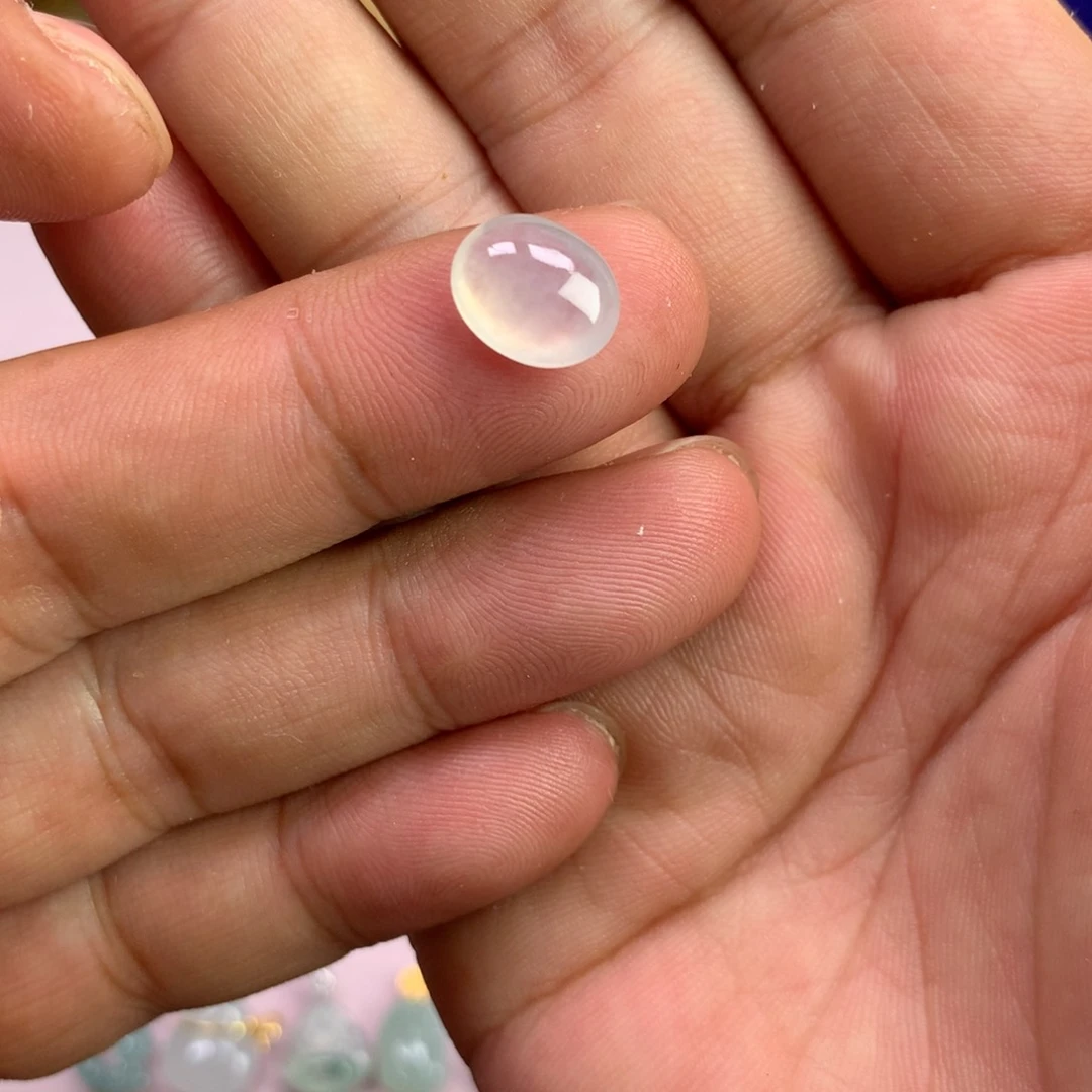 爱***奶翡翠未镶嵌颈饰000000001
