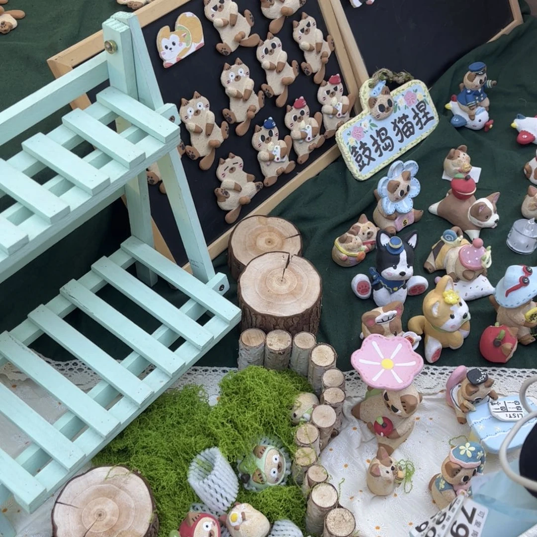 瓷片8802一起逛集市啦