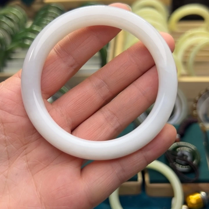 和田玉手镯未镶嵌58.3圈围0034