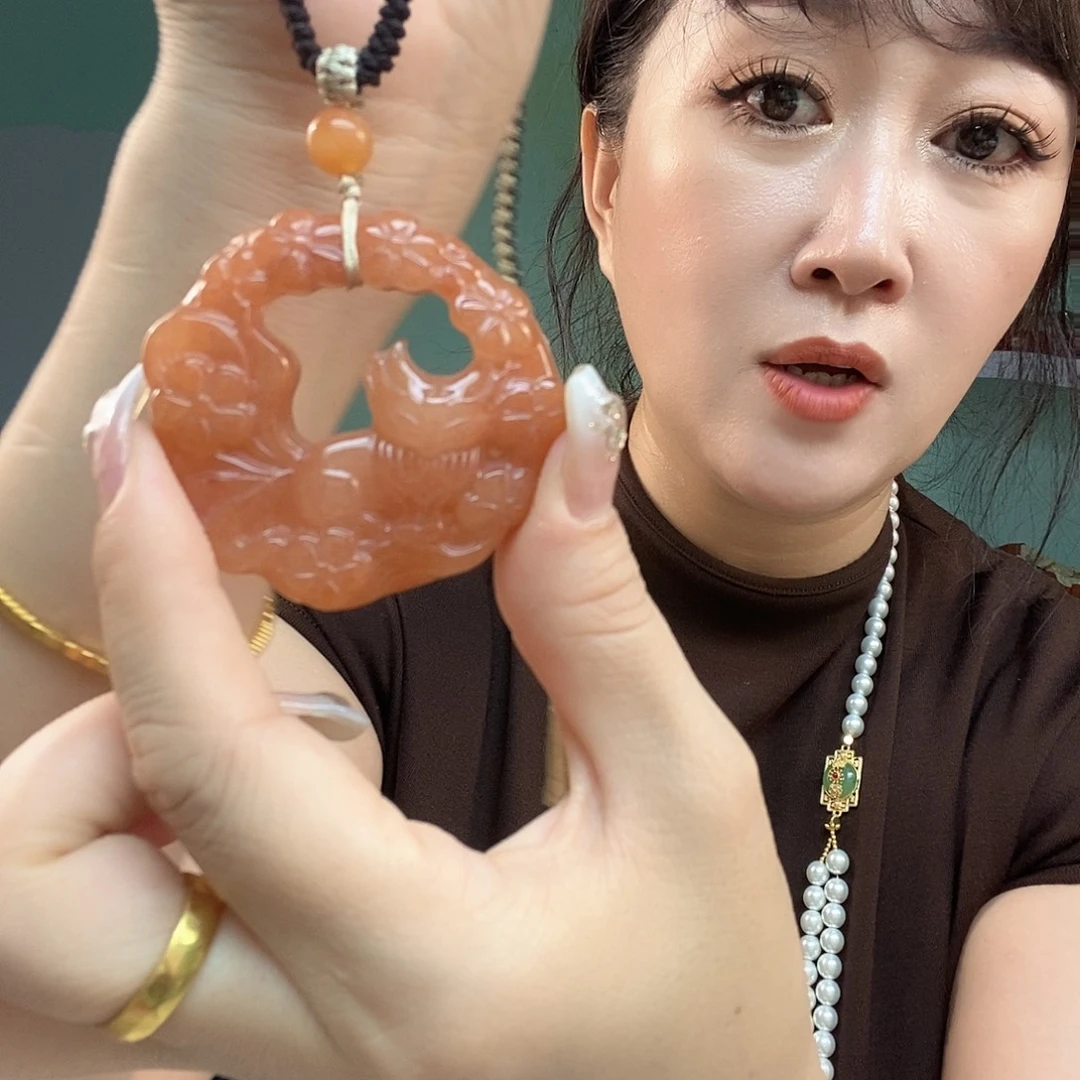 未镶嵌手镯石英质玉