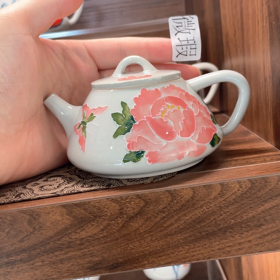 釉下手绘茶具微瑕