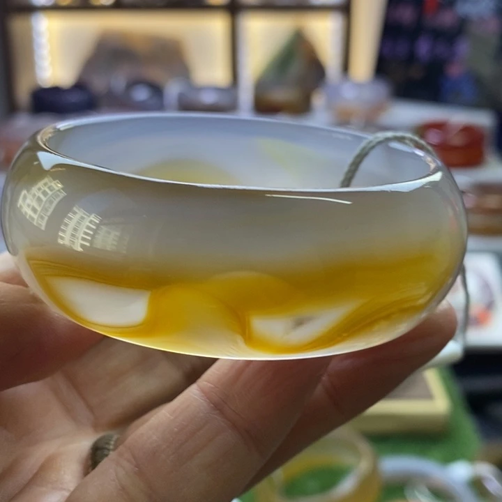 手镯玛瑙/玉髓未镶嵌