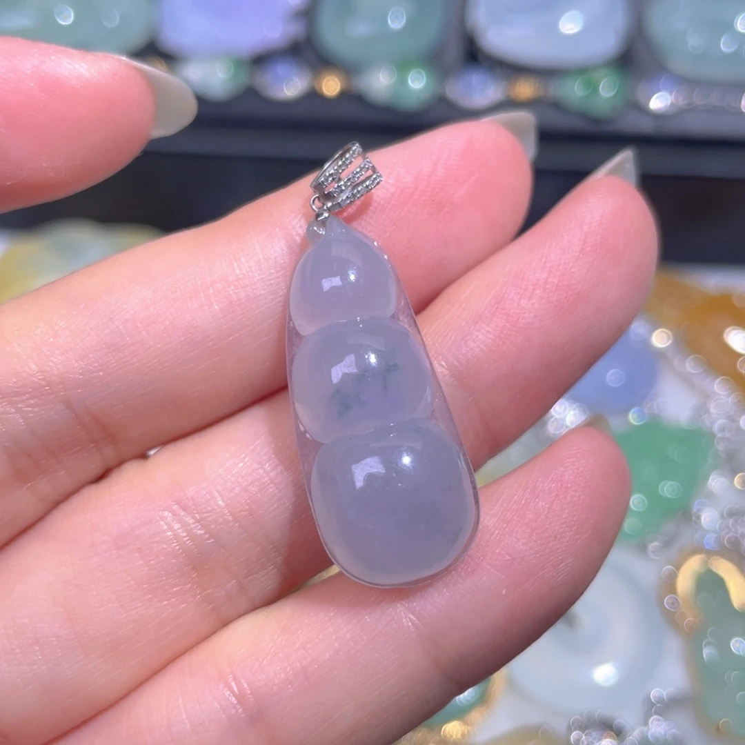 颈饰18K金镶嵌翡翠翡翠