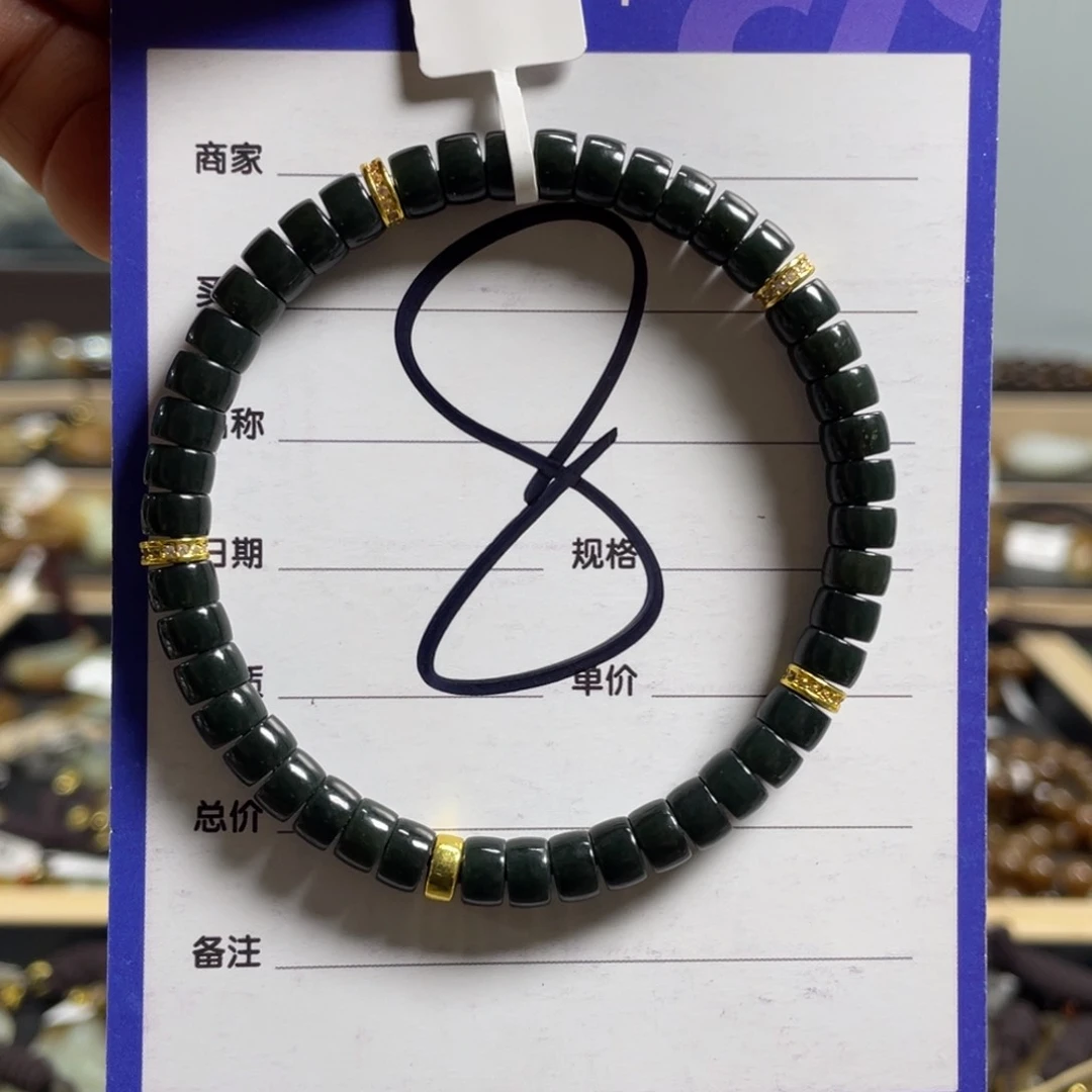 和田玉合金颈饰多样性