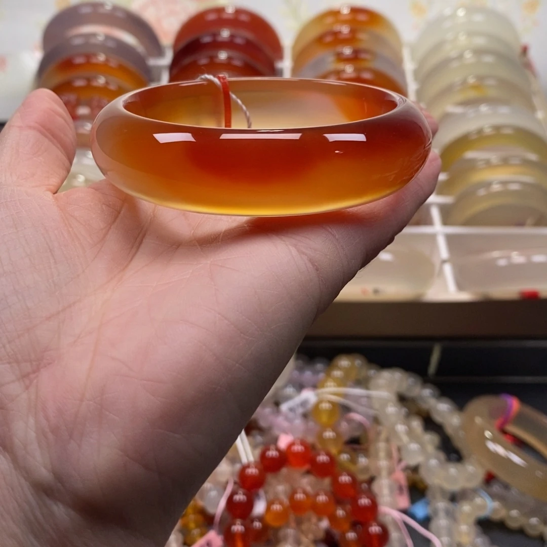 玛瑙/玉髓未镶嵌手镯