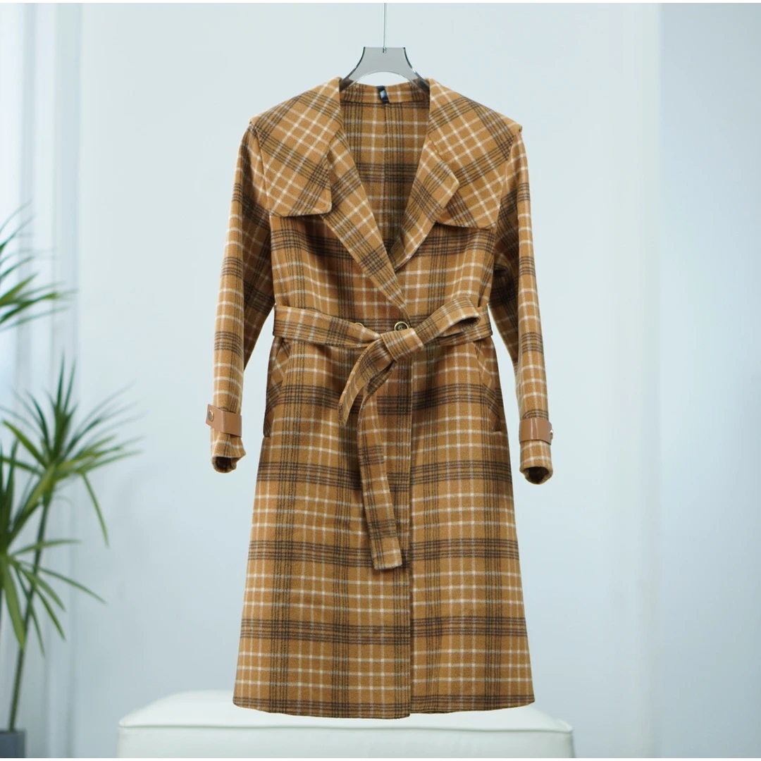 手工缝制  F083 女装秋冬长款大翻领毛呢外套驼格Q889179D