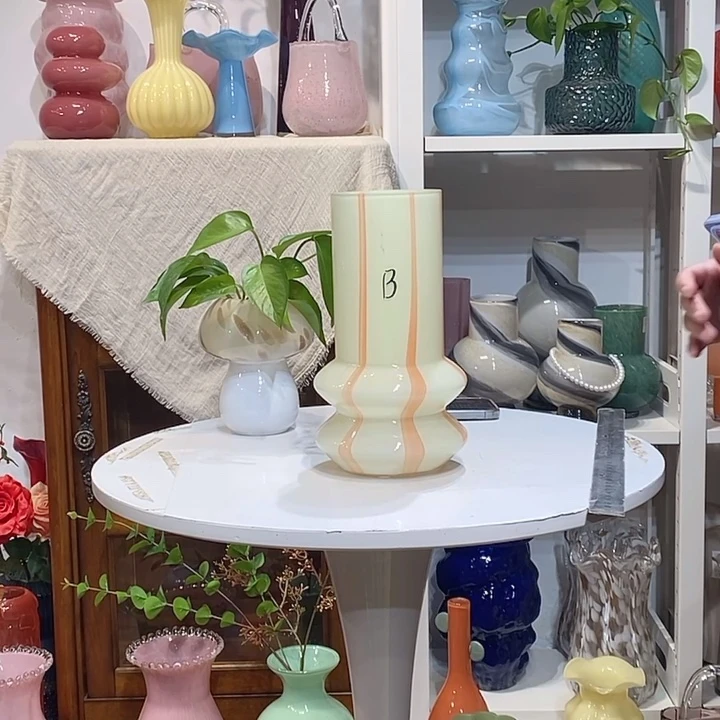 原色 多气泡 有黑点 口8高24