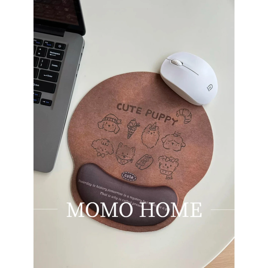 MOMO卡通可爱小狗护腕鼠标垫子女生保护手腕托一体电脑键盘垫办公